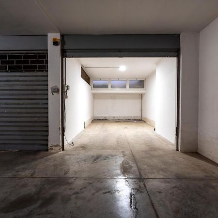 Boscoincitta Apt With Garage And Whirlpool Tub Bari Exteriér fotografie