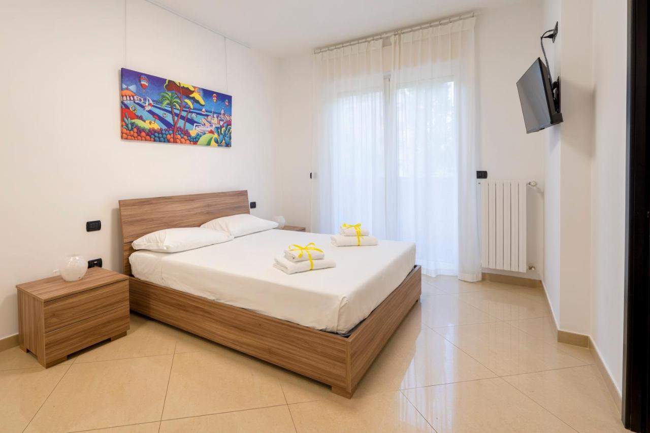 Boscoincitta Apt With Garage And Whirlpool Tub Bari Exteriér fotografie