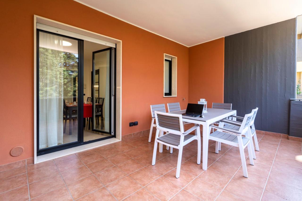 Boscoincitta Apt With Garage And Whirlpool Tub Bari Exteriér fotografie