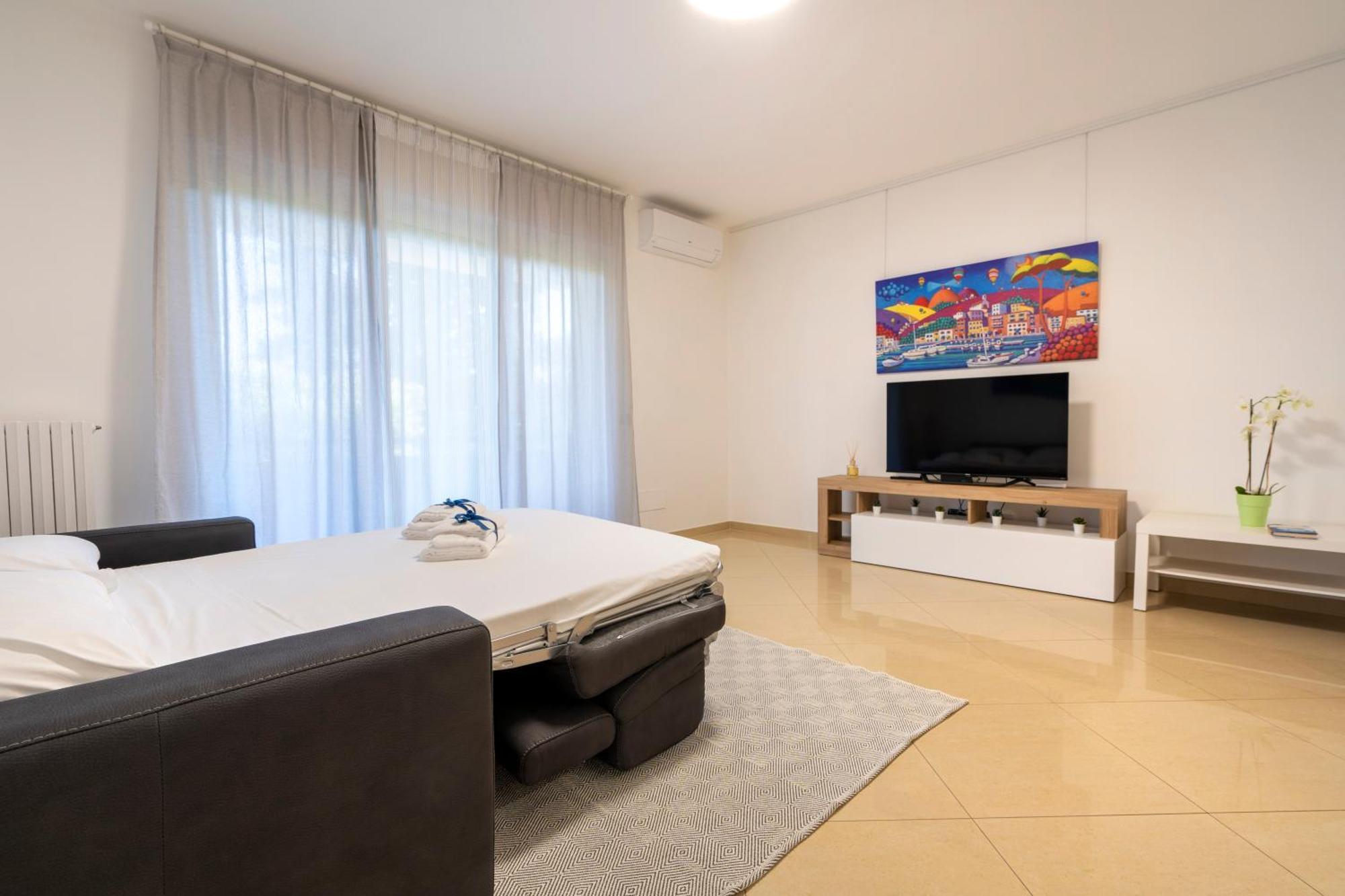 Boscoincitta Apt With Garage And Whirlpool Tub Bari Exteriér fotografie